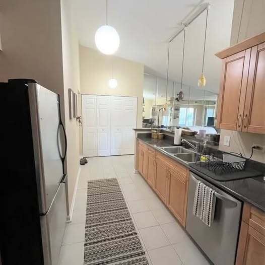 728 N Gary Ave unit 212, Carol Stream, IL 60188 - photo 3