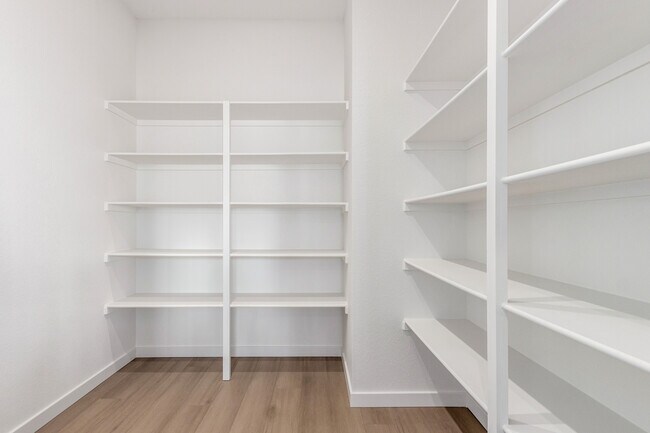 10776 Spalding View, Colorado Springs, CO 80908 - photo 7