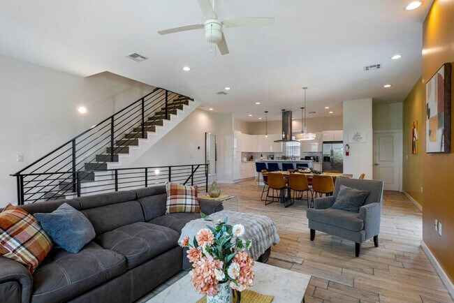 3737 Bienville Ave unit ID1269988P, New Orleans, LA 70119 - photo 2