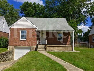 6942 Gloria Dr, Cincinnati, OH 45239