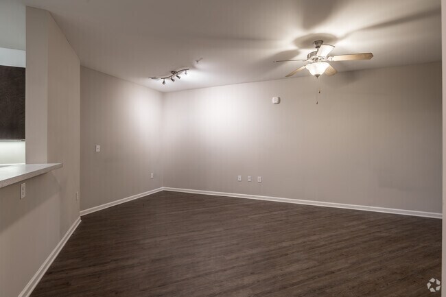 Manor at Indian Creek, Stone Mountain, GA 30083 - photo 2