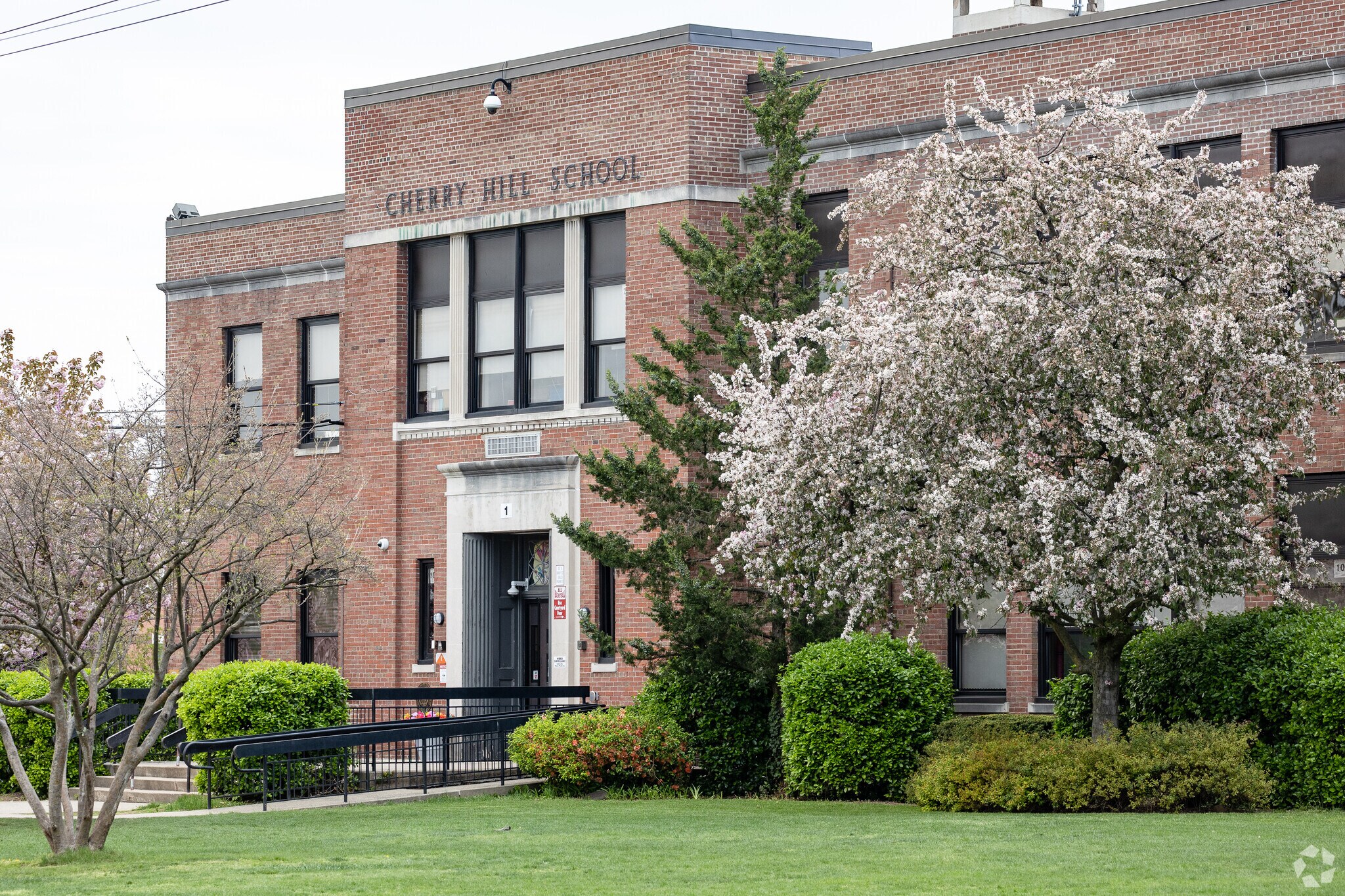 140 Howland Ave, River Edge, NJ 07661 MLS 24005587