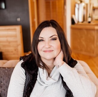 Lisa Hanson