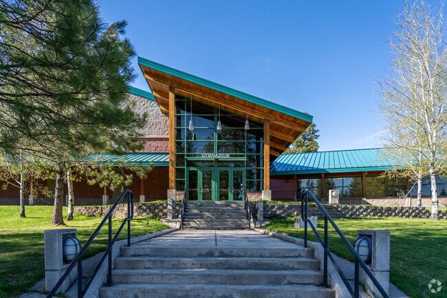 Three Rivers Elementary School has a gymnasium for students to exercise in and is located in Sunriver.