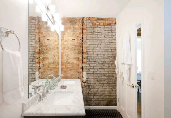 204 Magnolia St unit ID1056140P, Cincinnati, OH 45202 - photo 5