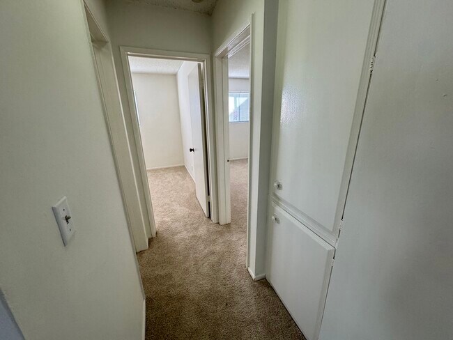 5858 S Pacific Coast Hwy unit 10, Redondo Beach, CA 90277 - photo 7