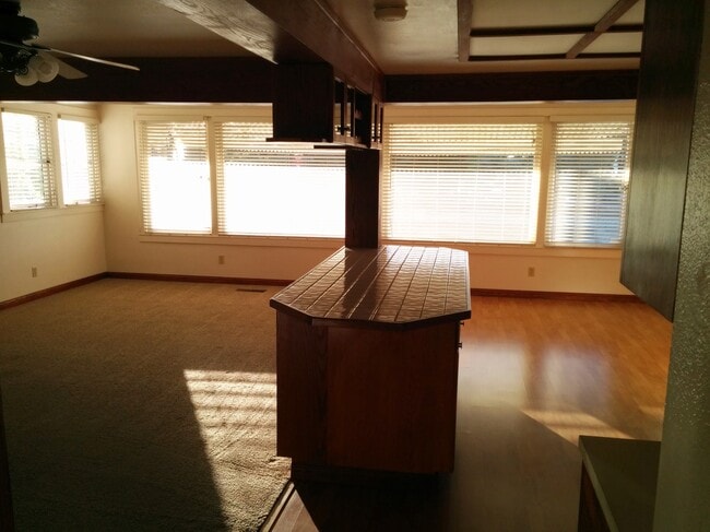 1221 Escobar St unit 1223 Escobar St, Martinez, CA 94553 - photo 7