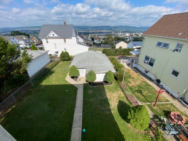 330 Stafford Ave unit Upper, Scranton, PA 18505 - photo 5