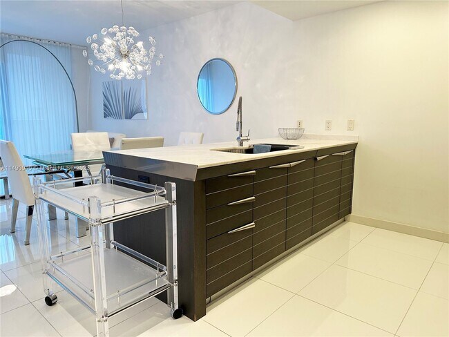 200 S Biscayne Blvd unit 4314, Miami, FL 33131 - photo 3