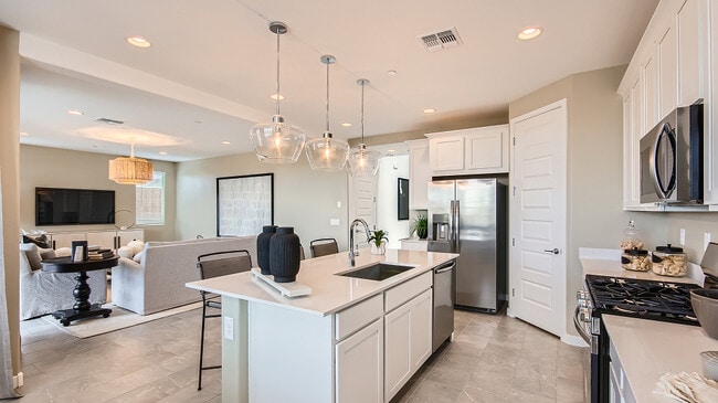 11941 W Calle de Pompas, Peoria, AZ 85383 - photo 3