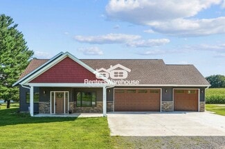 161 230th St, Osceola, WI 54020