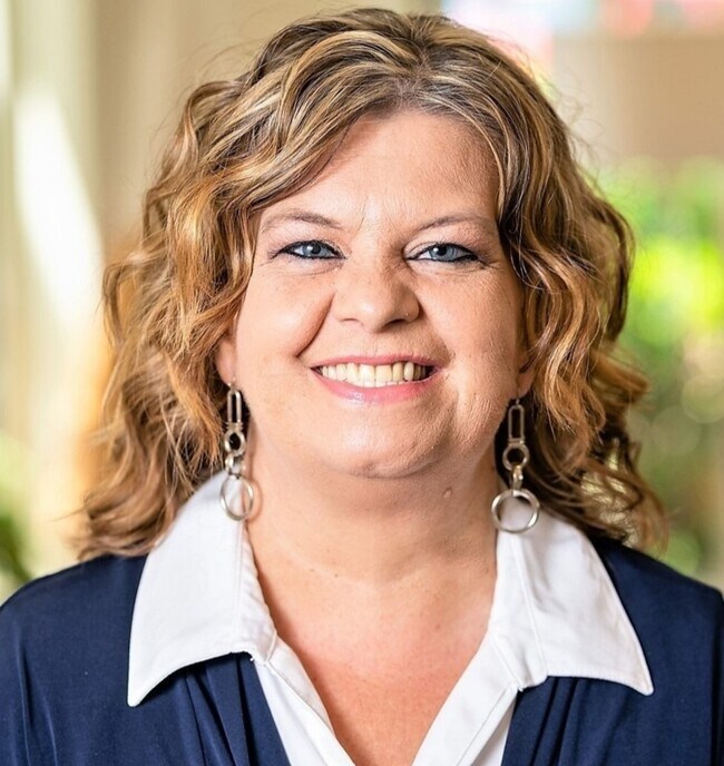Gloria Hogie