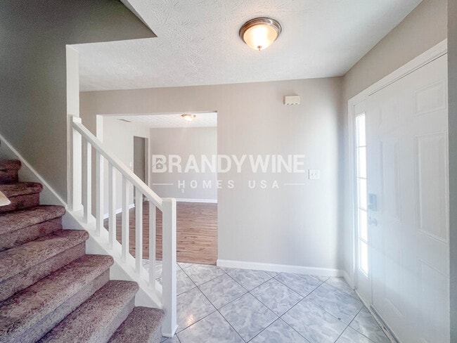 627 Stonemill Manor, Lithonia, GA 30058 - photo 2