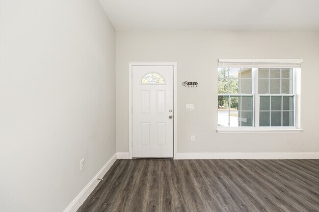 5998 SW 154th Street Rd, Ocala, FL 34473 - photo 7