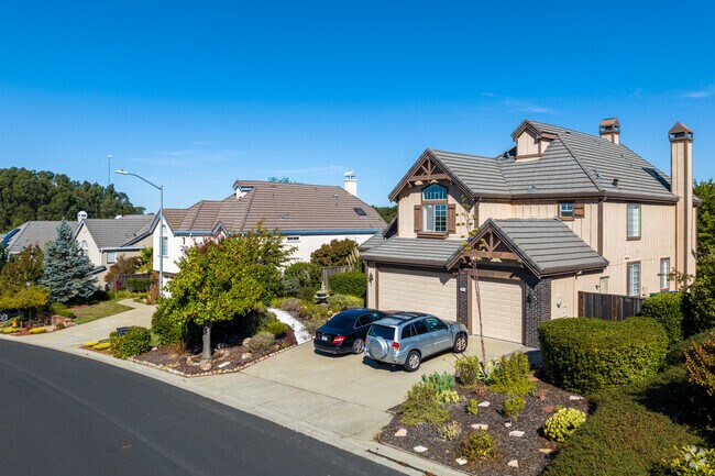 Hayward Highland features a mix of single-family homes, apartments and townhouses.