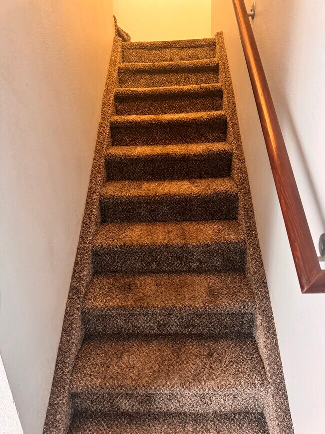 2120 El Domingo Cir, Lancaster, CA 93536 - photo 7