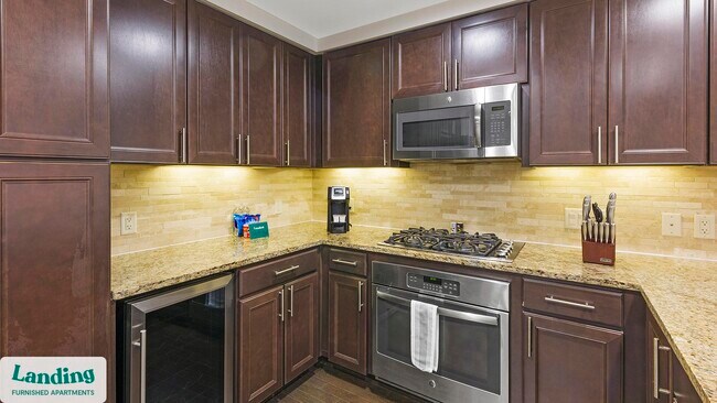 777 Preston St unit 11J.1405217, Houston, TX 77002 - photo 5