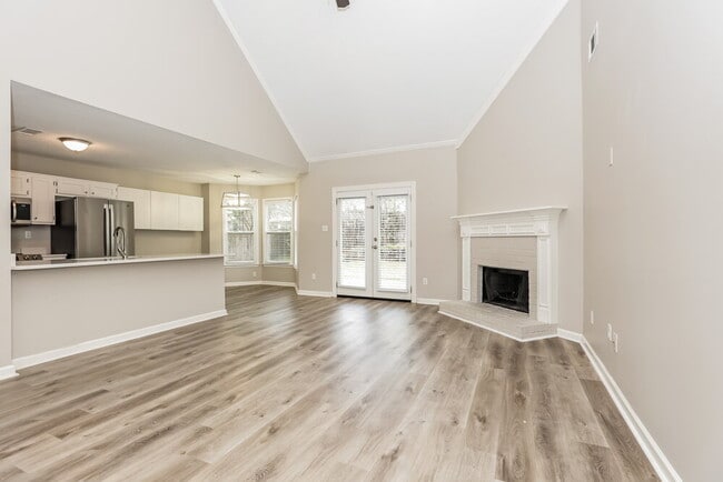 8690 Sandy Hill Cove E, Cordova, TN 38018 - photo 5