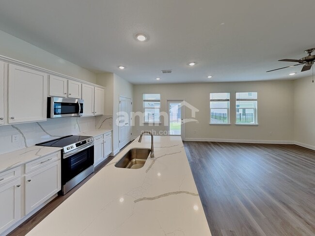 5944 Pinewood Ests Dr, St. Cloud, FL 34771 - photo 4