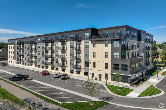 Lake Isabel Flats, Hastings, MN 55033 - photo 3