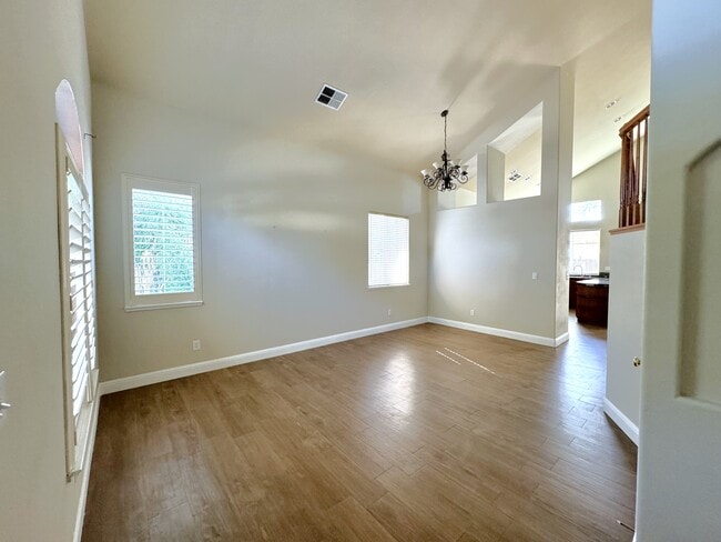 4629 Stern Dr, Merced, CA 95348 - photo 2