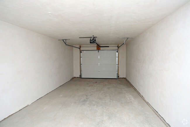 Soda Creek Estates, Oshkosh, WI 54901 - photo 2