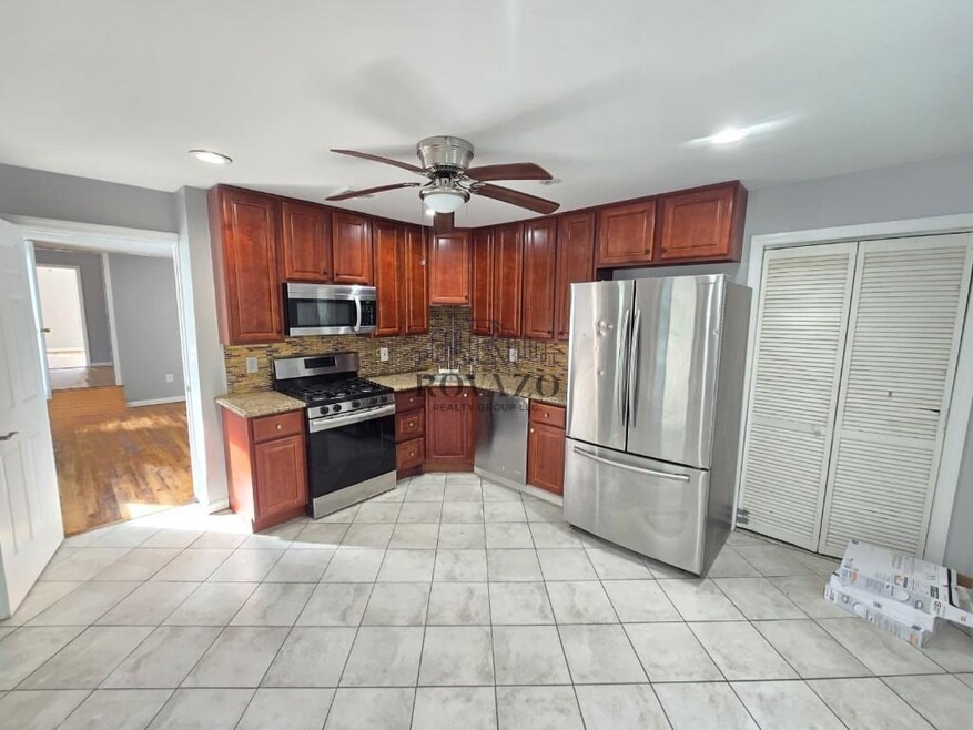 42 Crawford St unit 2, Newark, NJ 07102 - photo 1