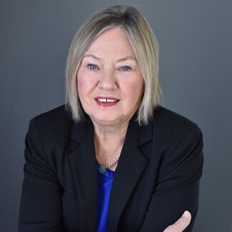 Maureen Johnson