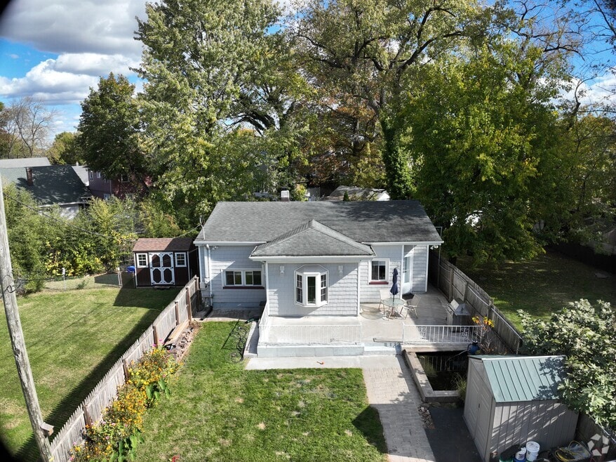 622 Linden Ave, Woodbridge, NJ 07095 - photo 2