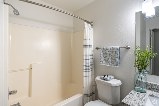 The Orion, Orion, MI 48359 - photo 6