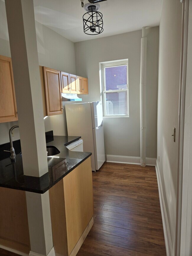 4 Durham St unit 9, Boston, MA 02115 - photo 2