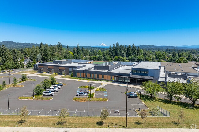 Twality Middle School near King City offers clubs for art, tech, and gaming.