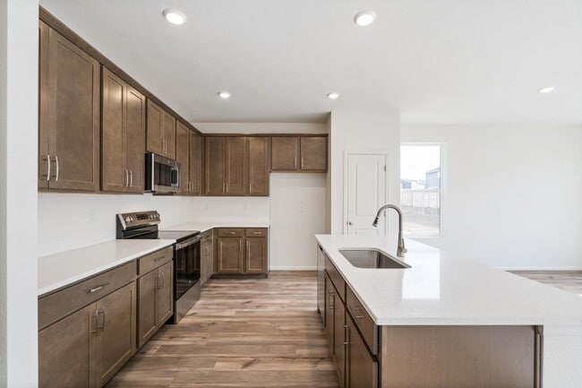 13412 E 110th Way, Commerce City, CO 80022 - photo 3