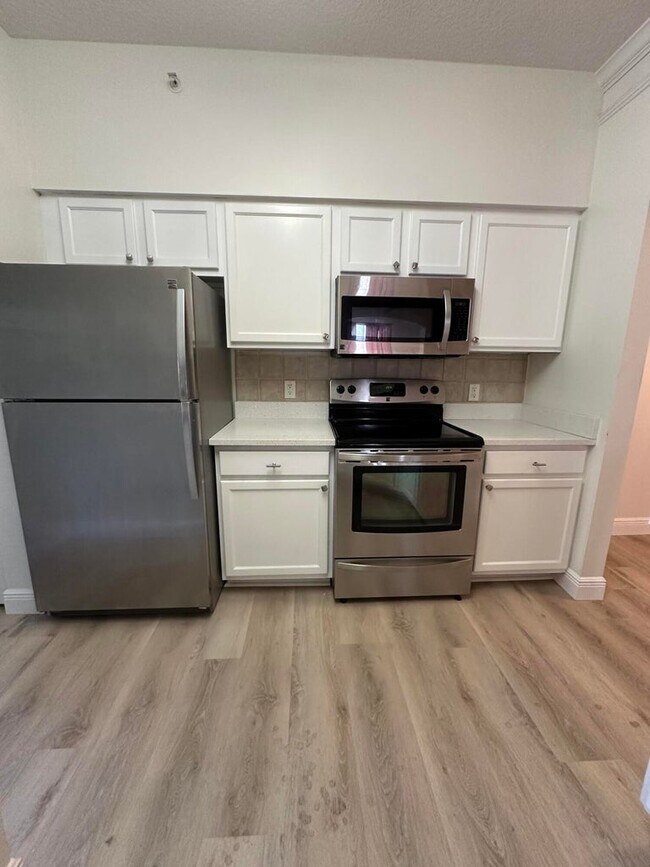 9905 Baywinds Dr unit 2201, Royal Palm Beach, FL 33411 - photo 7