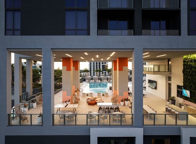 Find your new favorite spot in our expansive amenities deck