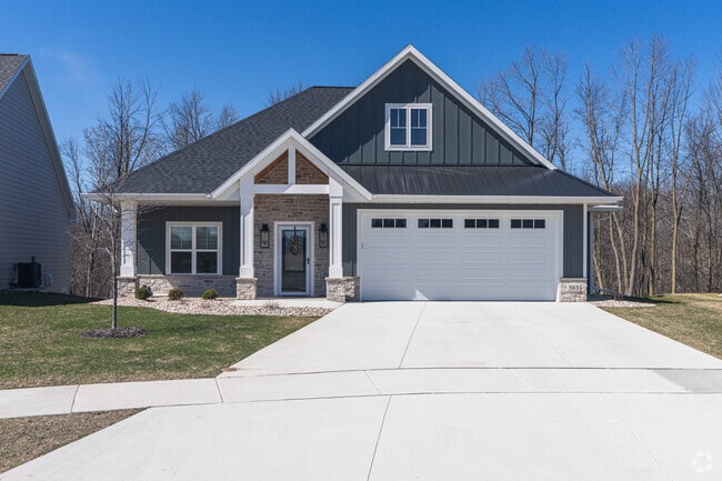 New traditional homes are common throughout Howard.