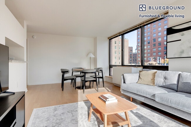255 W 94th St unit FL9-ID1993, New York, NY 10025 - photo 2