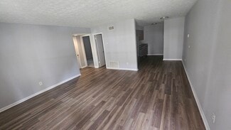 1805 Knowles Rd, Phenix City, AL 36869