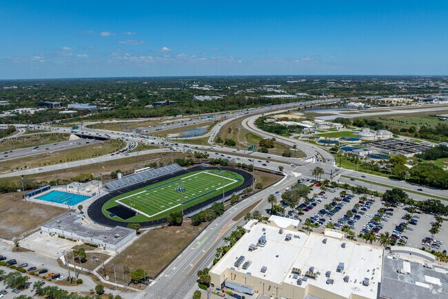 The Turnpike connects The Lakes at Boca Raton to the greater South Florida region.