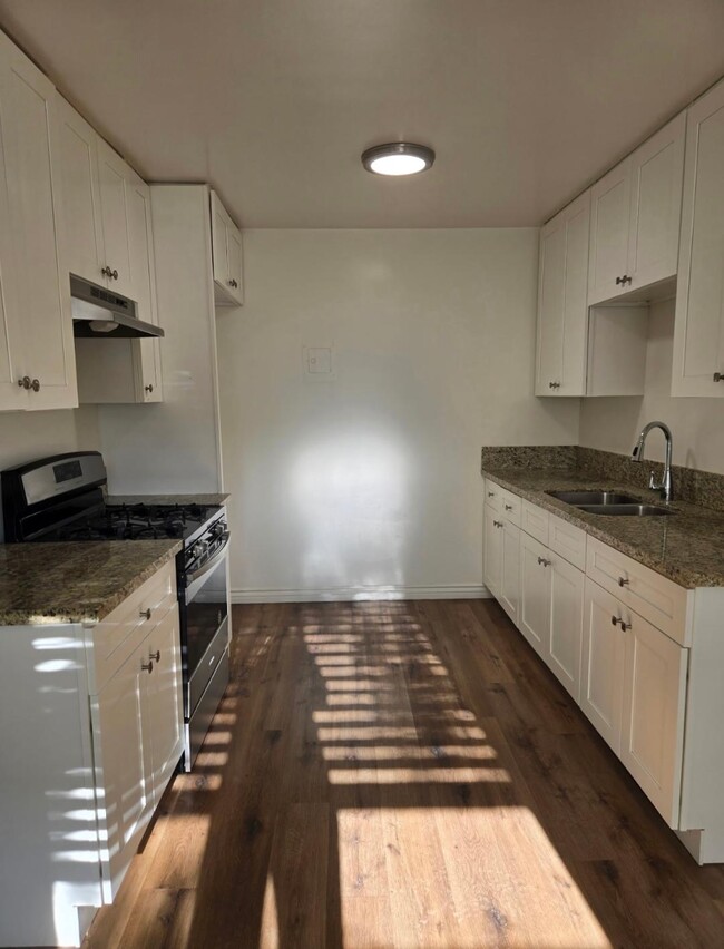 2480 Montrose Ave Unit 7, Montrose, CA 91020