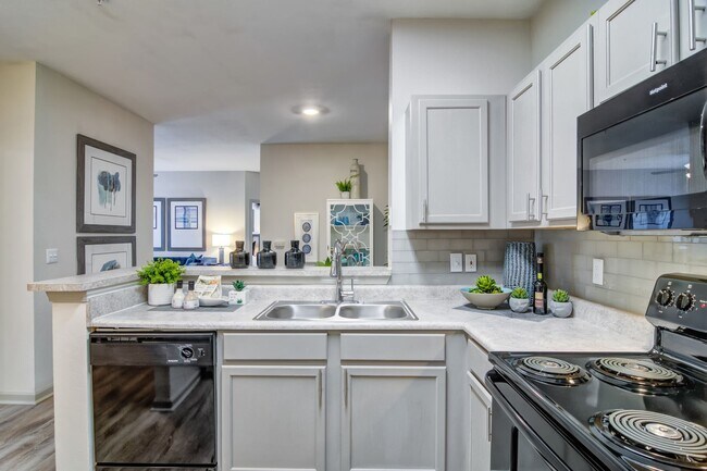 VILLAS BY THE LAKE, Jonesboro, GA 30238 - photo 7