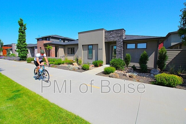 3845 S Eckert Rd, Boise, ID 83716 - photo 2