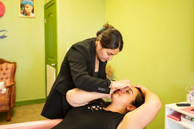 Haus Of Brows is located E Expressway 83 in La Joya.