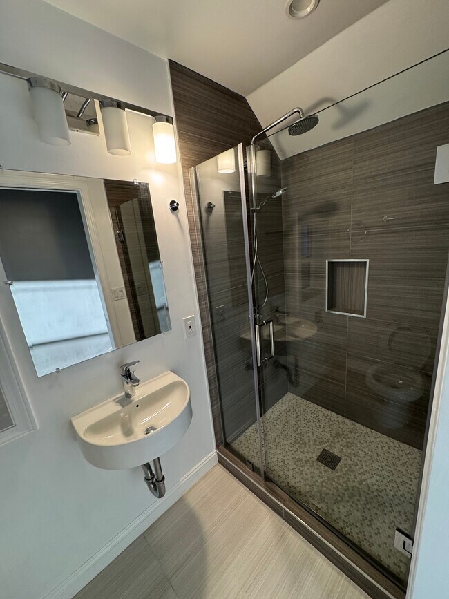 1645 Hyde St unit 7, San Francisco, CA 94109 - photo 3