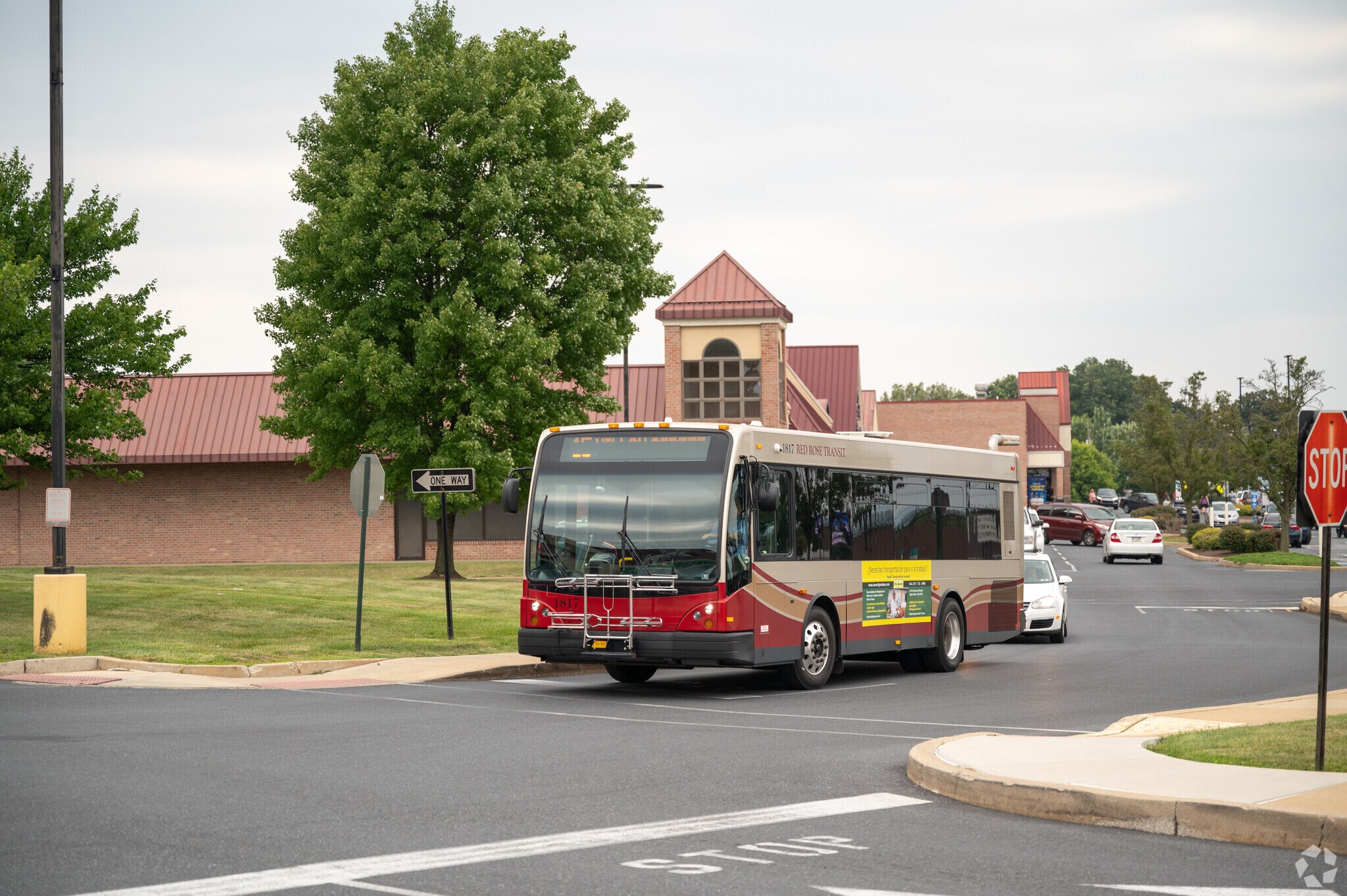 Red Rose Transit serves the residents of Grandview Heights.