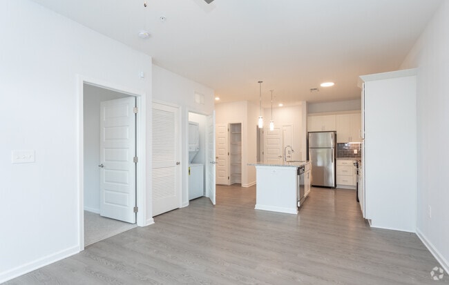 1BR, 1BA - 748SF - Living Area