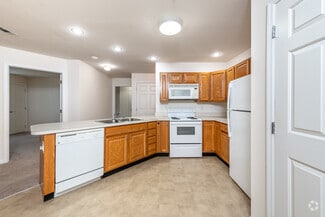 8555 Alexandra Dr, North Royalton, OH 44133