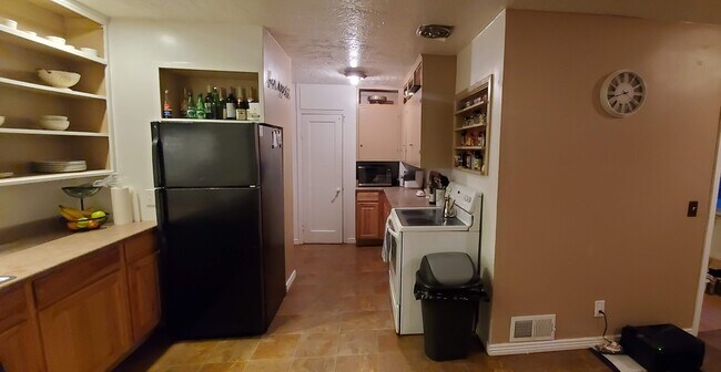 990 S 500 W unit 990S500E, Provo, UT 84601 - photo 7