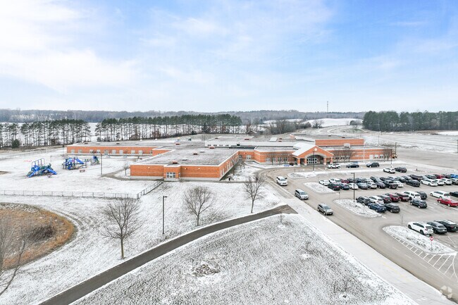 57% of students was at or above the state level for Math at Somerset Elementary School.