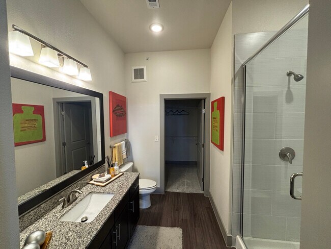 1050 Wittenburg unit a4, Kyle, TX 78640 - photo 7